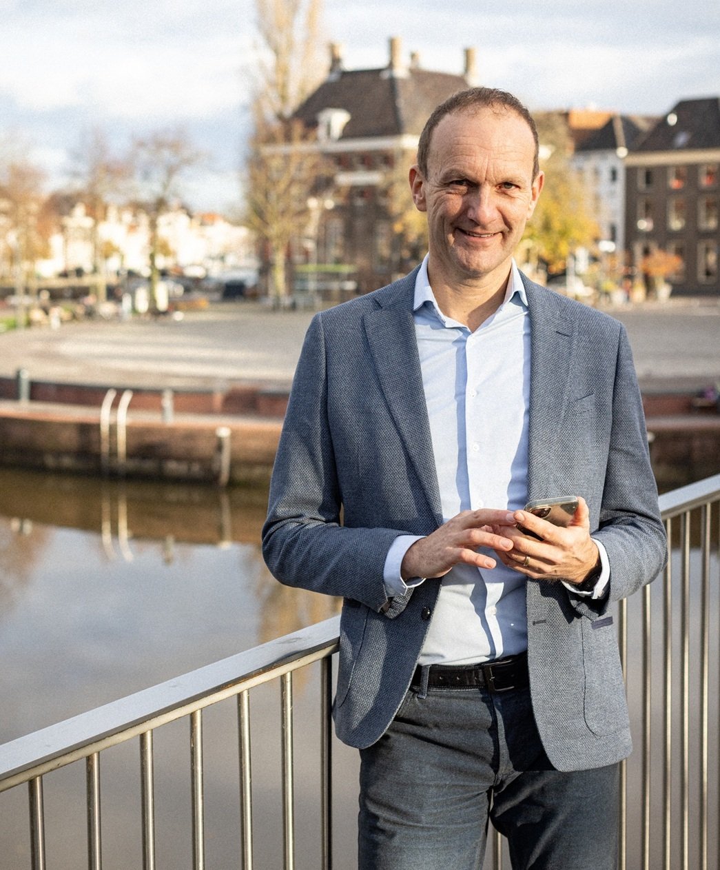 25061_rombou_00908-1